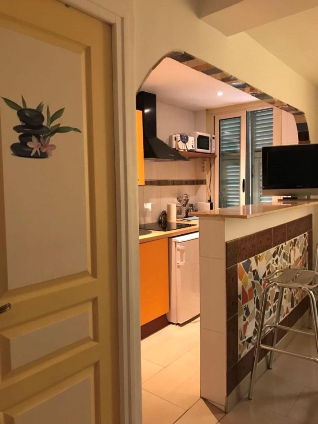 Summer Beach Studio, 4 Persons, Mobile Ac, Old Town Nice Luaran gambar